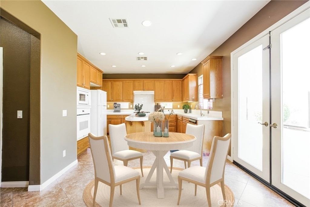 25088 Cypress St - Photo 21