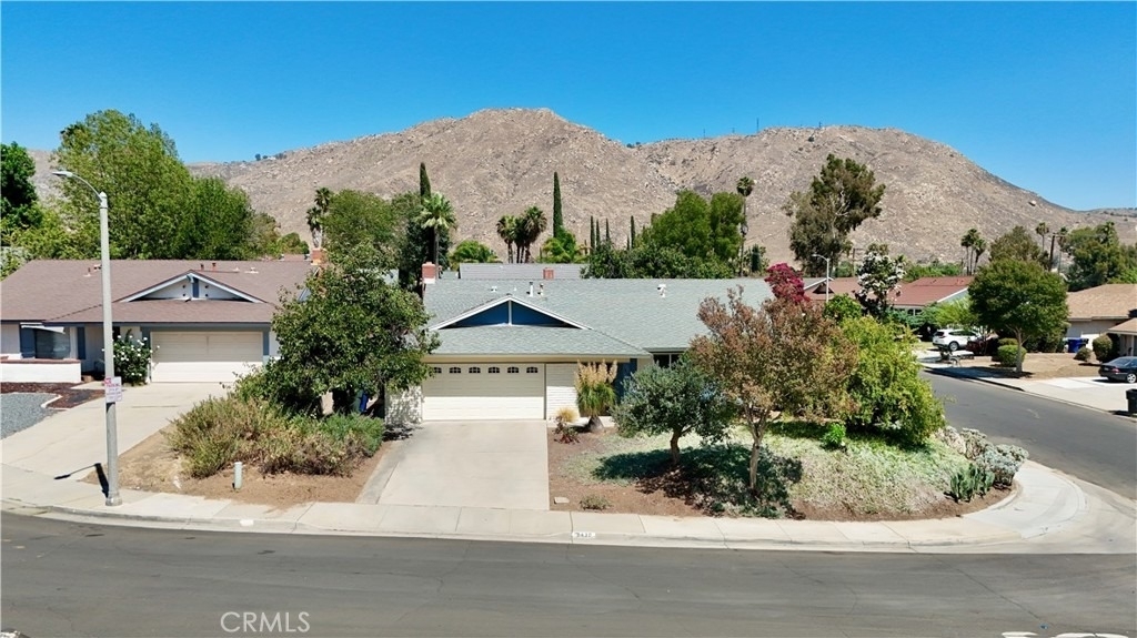 3430 Bahia - Photo 0