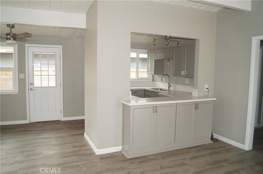 855 B Street - Photo 2