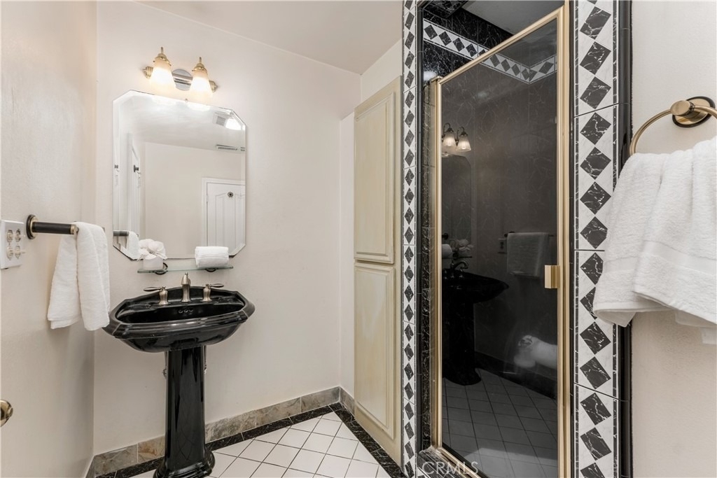 9348 Tujunga Canyon - Photo 24