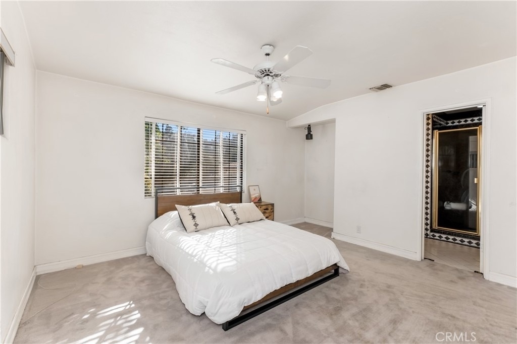 9348 Tujunga Canyon - Photo 22