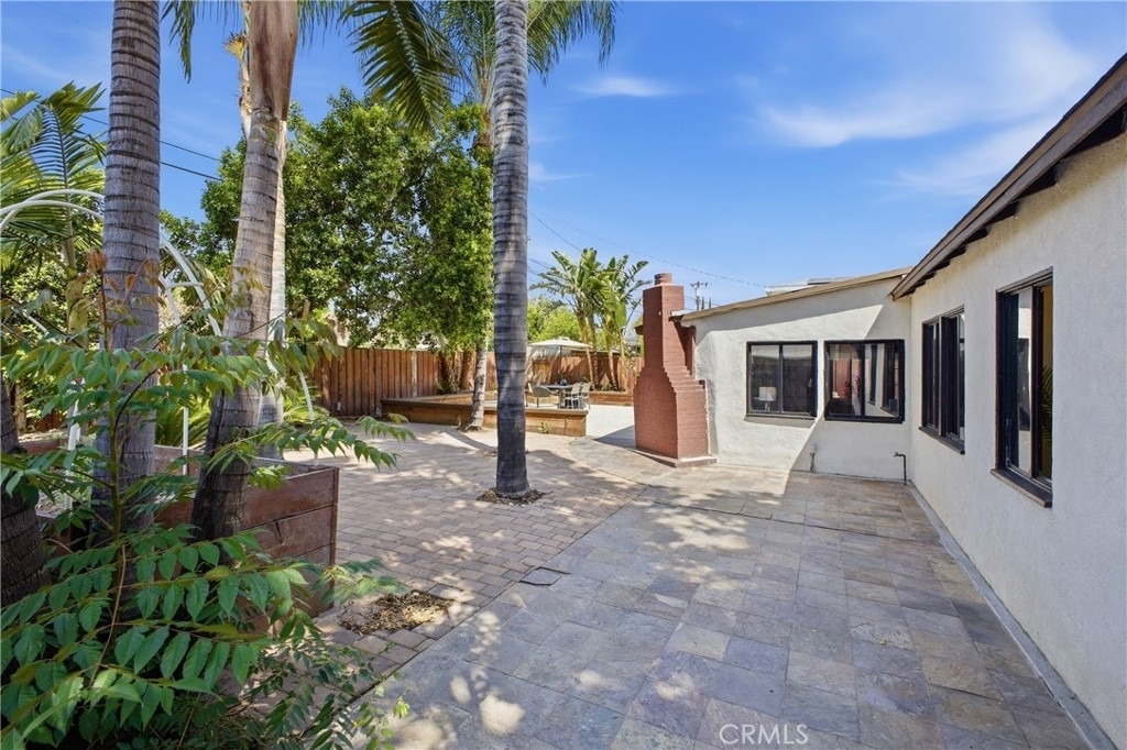 6845 Aura Avenue - Photo 32