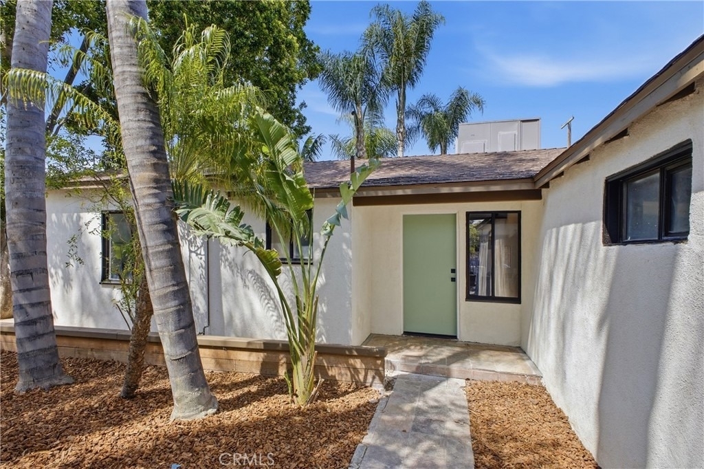 6845 Aura Avenue - Photo 3