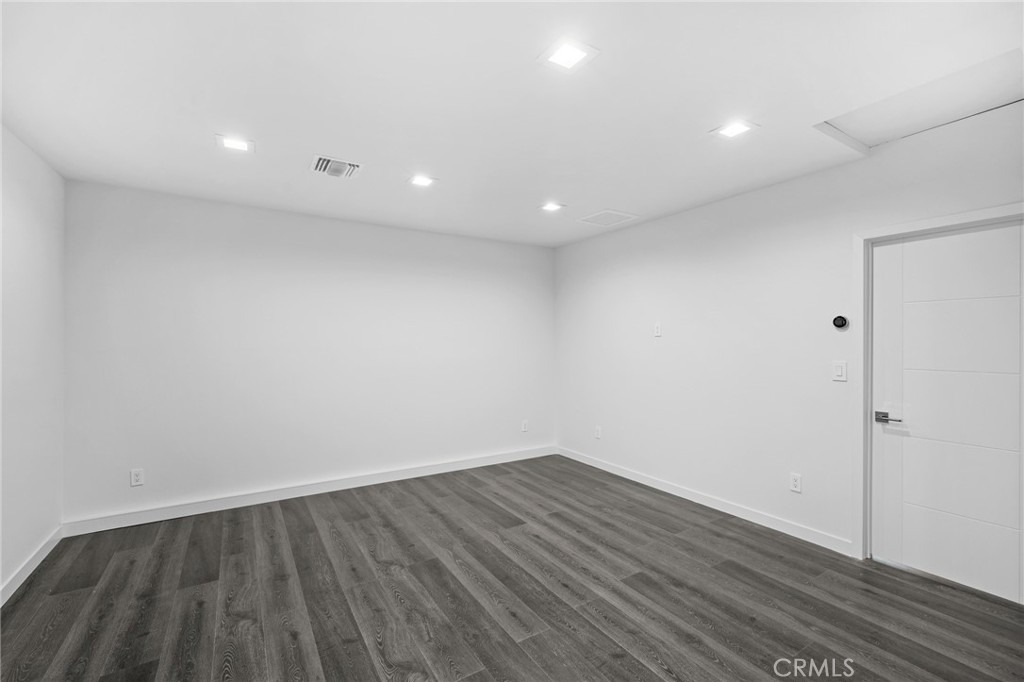 915 Cornell - Photo 2