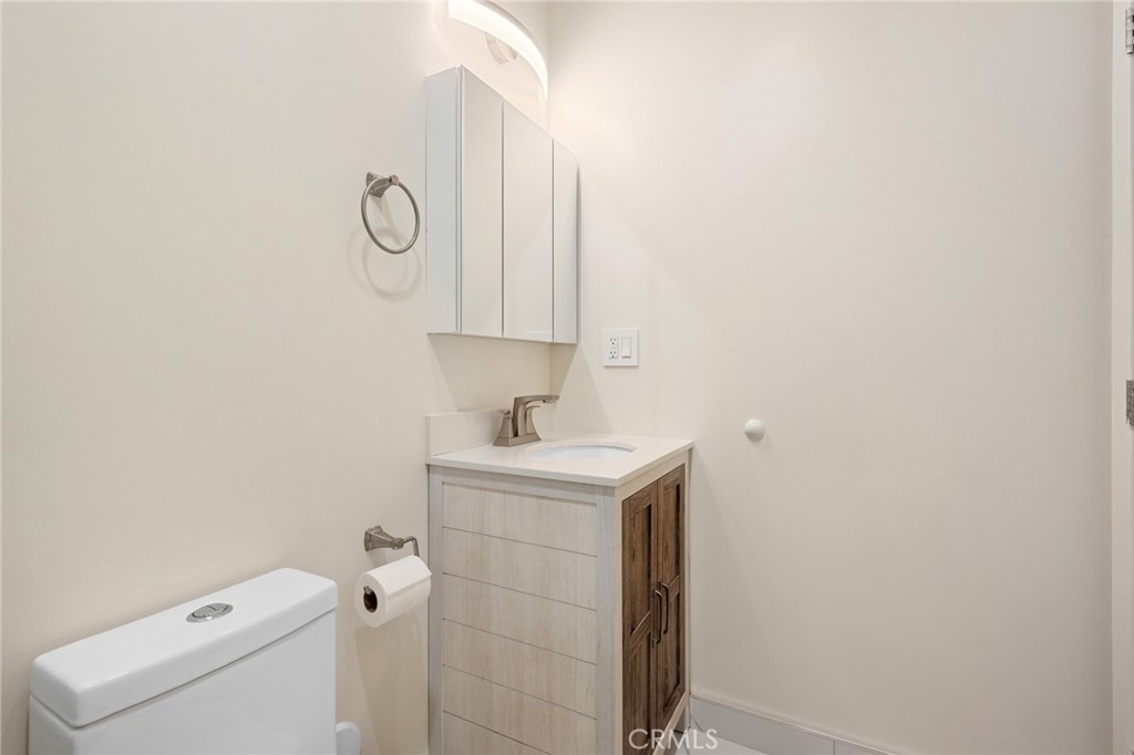 915 Cornell - Photo 14