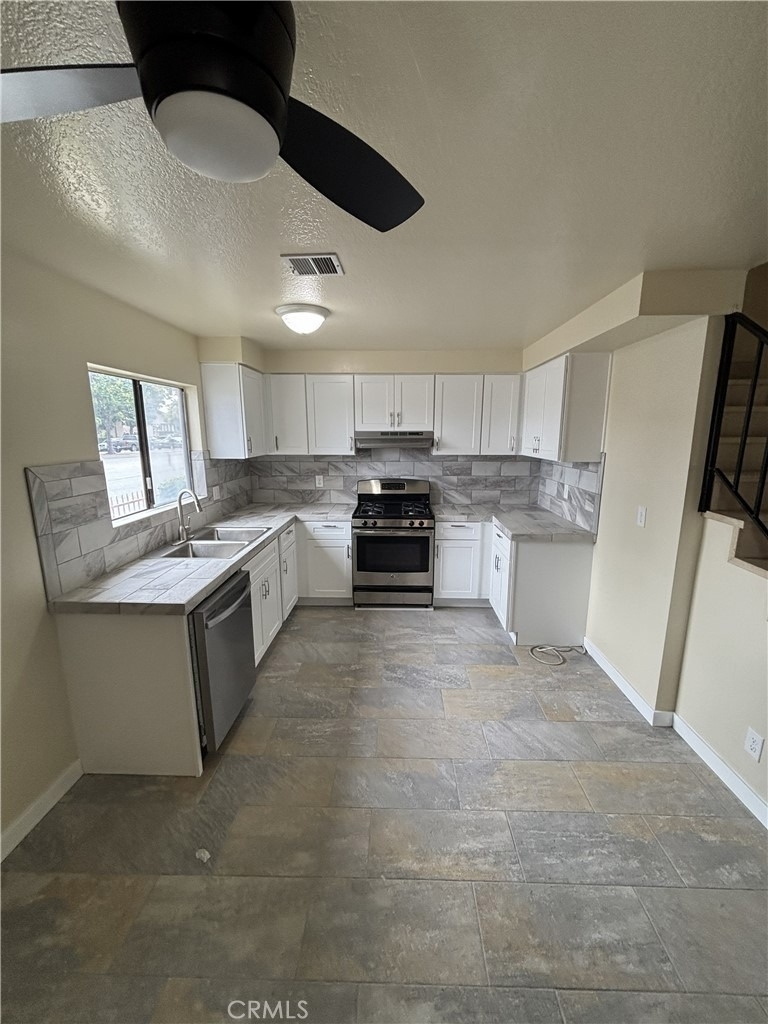 9229 Stewart And Gray Road - Photo 4