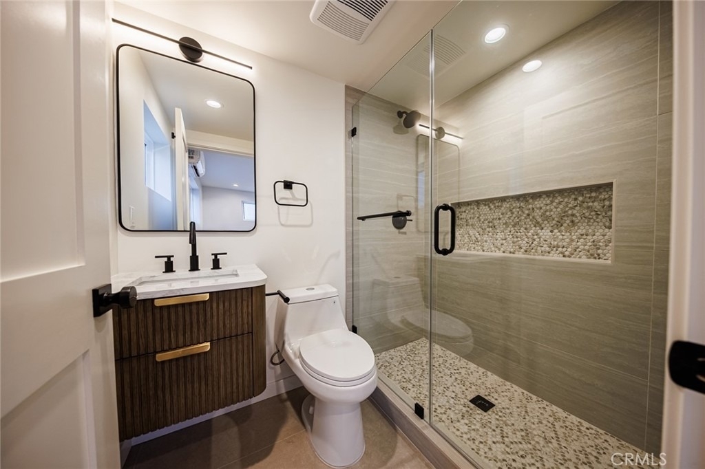 5933 Comey Avenue - Photo 17