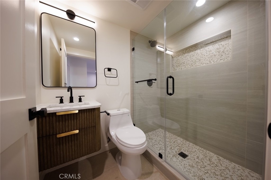 5933 Comey Avenue - Photo 23