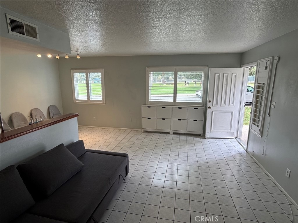 2358 Pepper - Photo 4