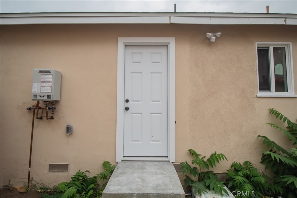 2216 Continental Avenue - Photo 6