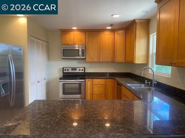 12 Trina Ct - Photo 1