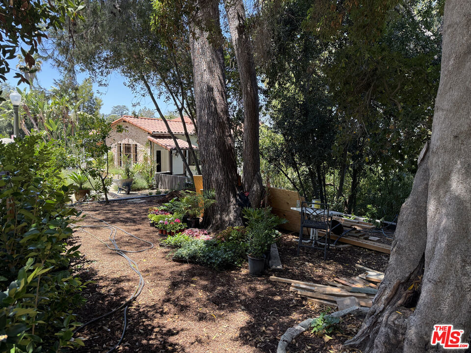 3475 N Knoll Dr - Photo 13