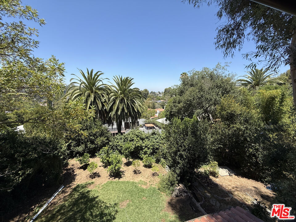 3475 N Knoll Dr - Photo 16