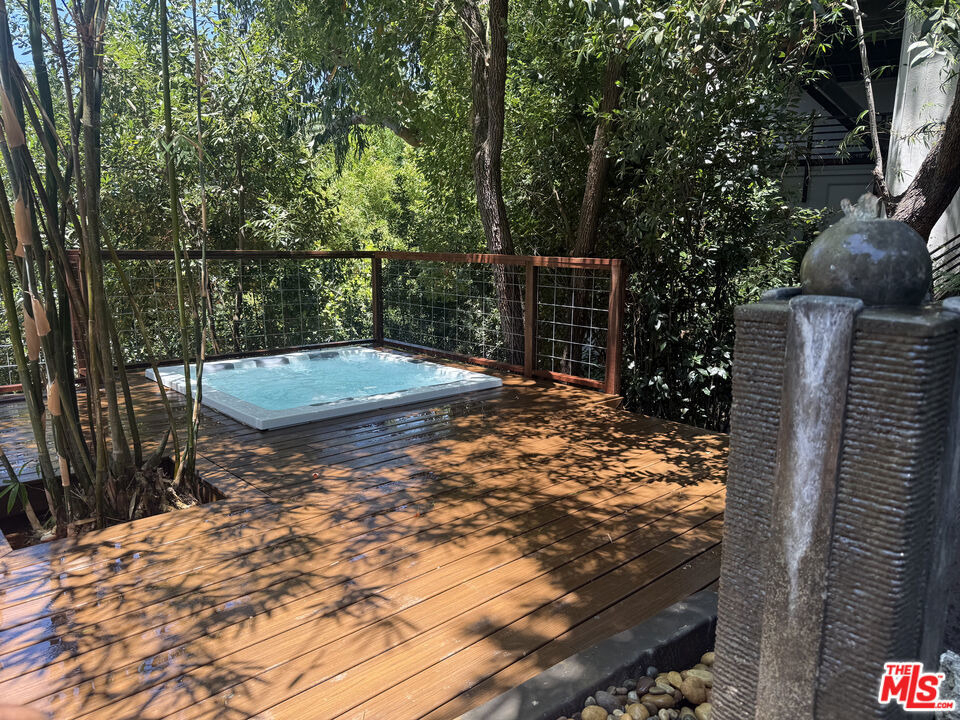 3475 N Knoll Dr - Photo 15