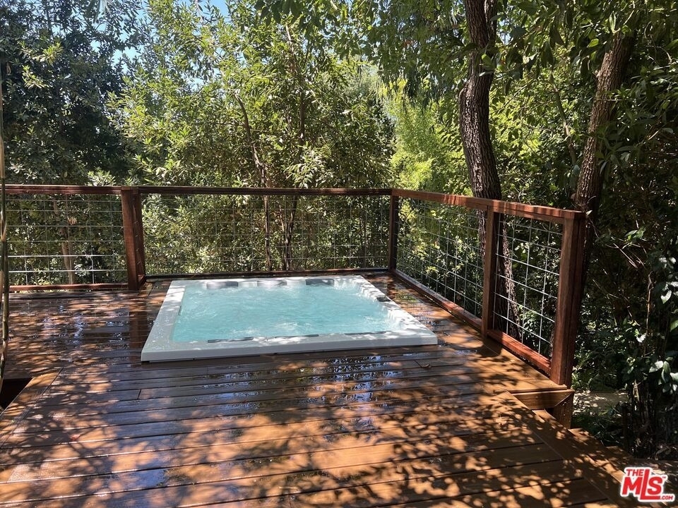 3475 N Knoll Dr - Photo 14