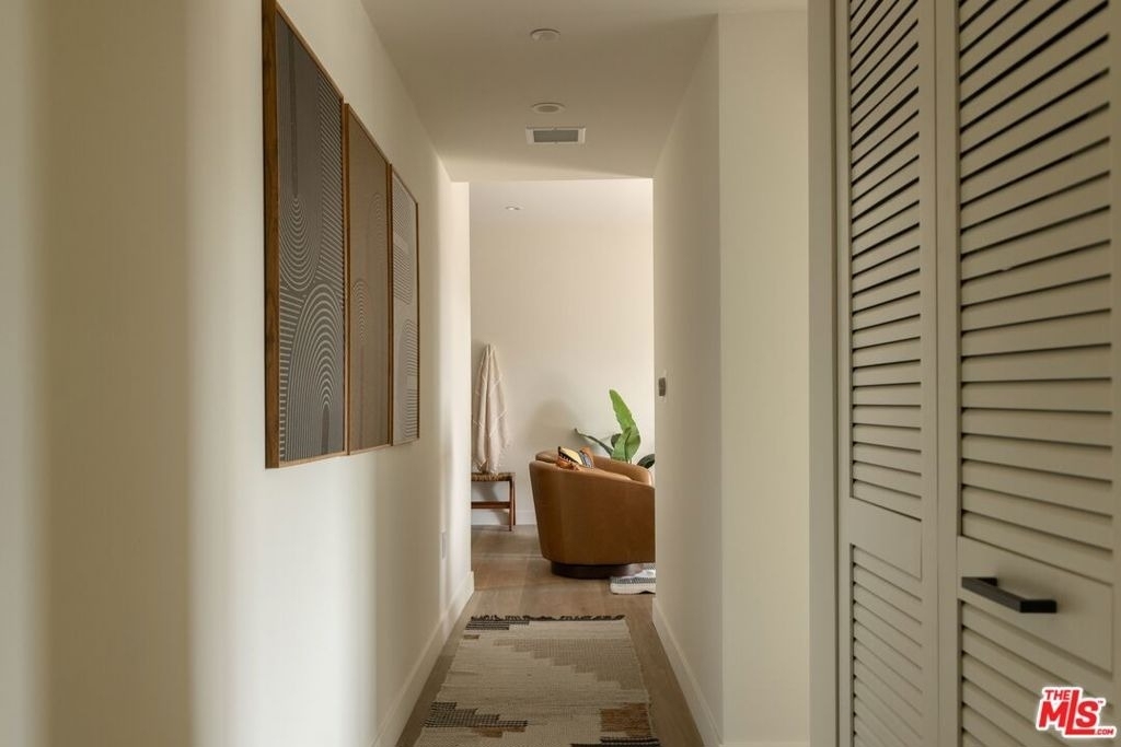 1110 S Spaulding Avenue - Photo 7
