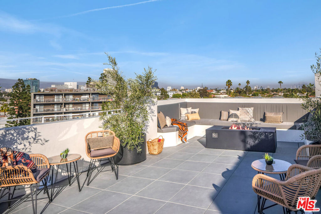 1110 S Spaulding Avenue - Photo 23