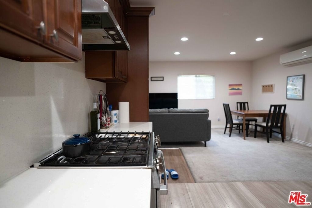 306 E 36th Street - Photo 1