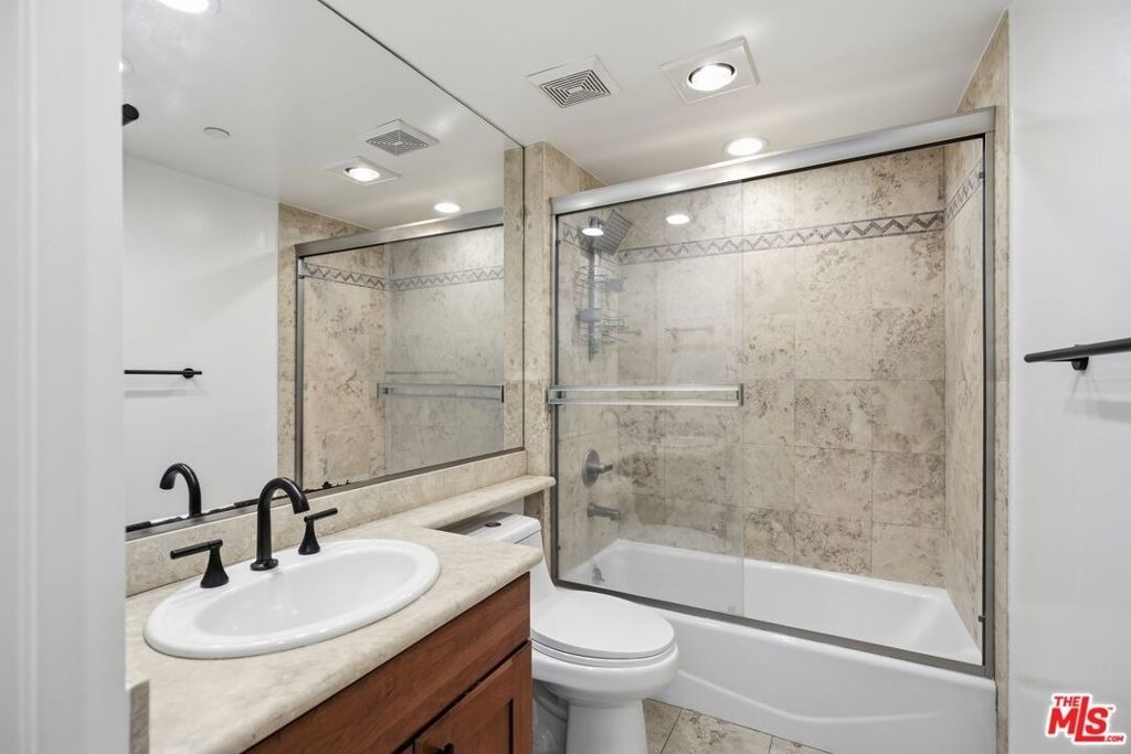 1878 Greenfield Avenue - Photo 20