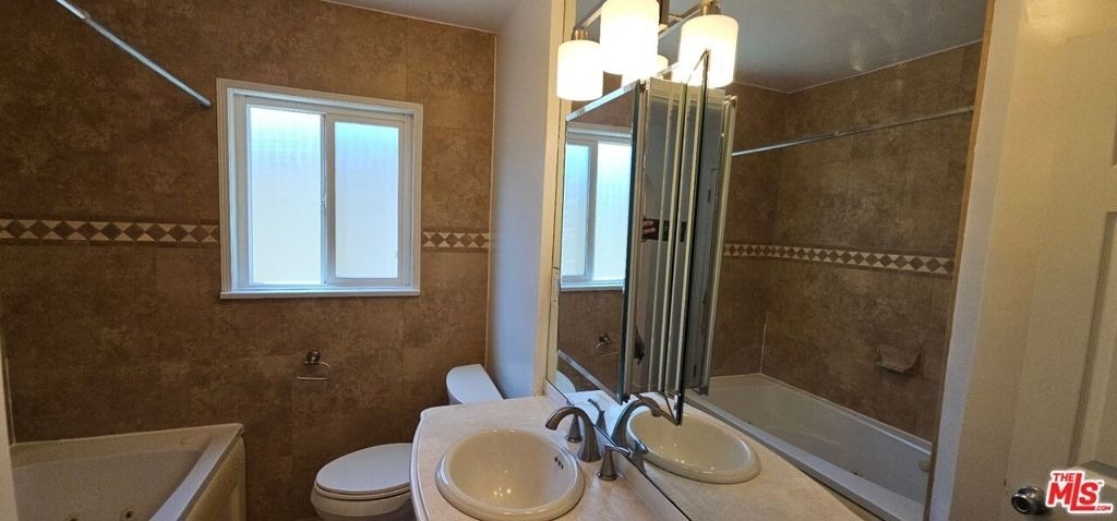 451 S Doheny Drive - Photo 14