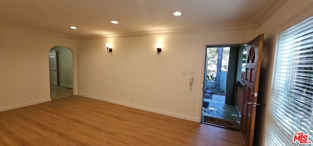 451 S Doheny Drive - Photo 5