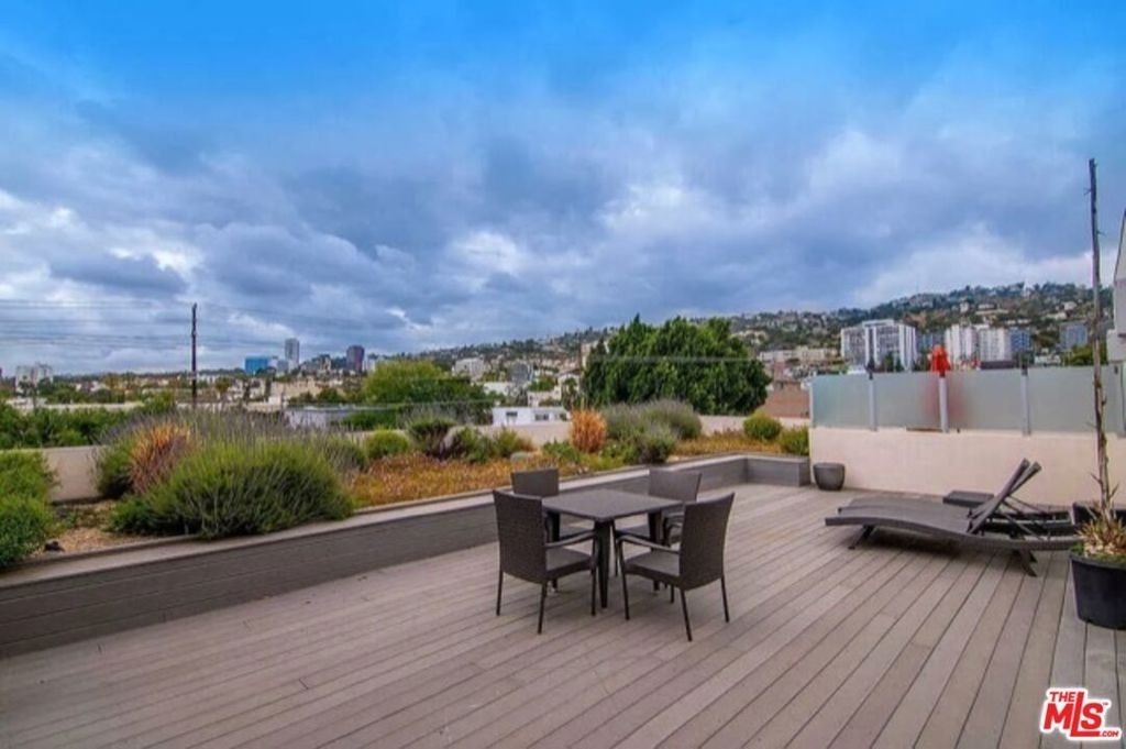 817 N Alfred Street - Photo 14