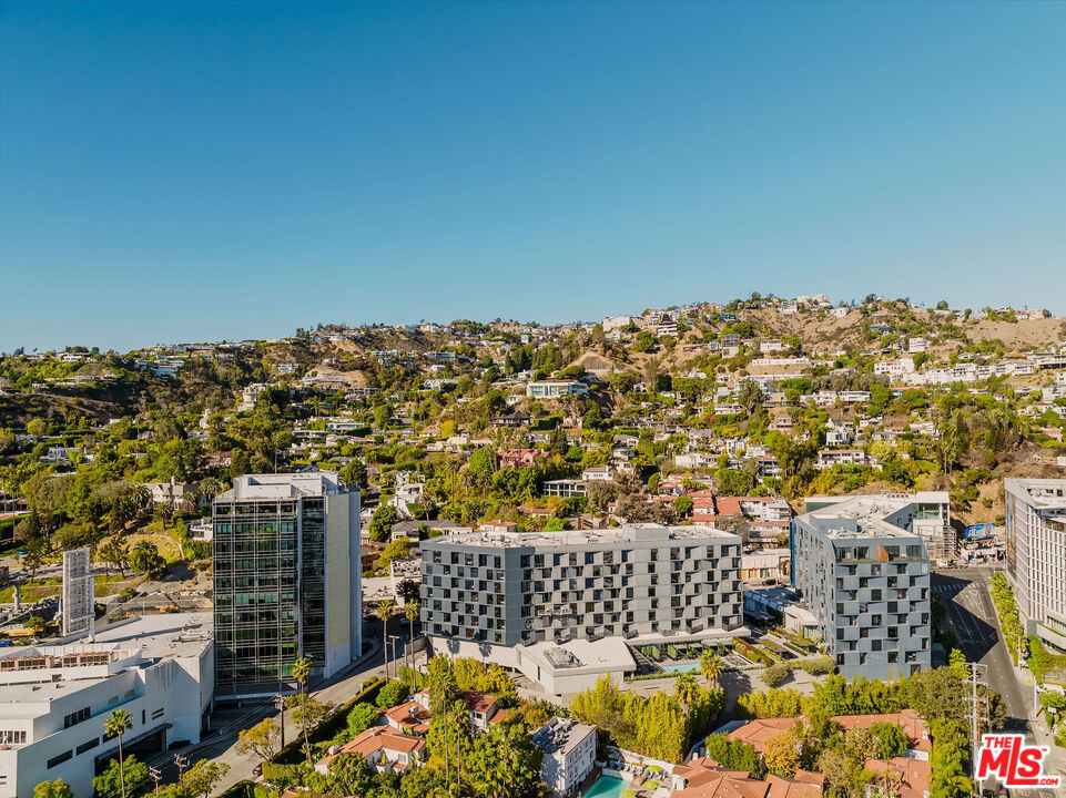 1155 N La Cienega Boulevard - Photo 9