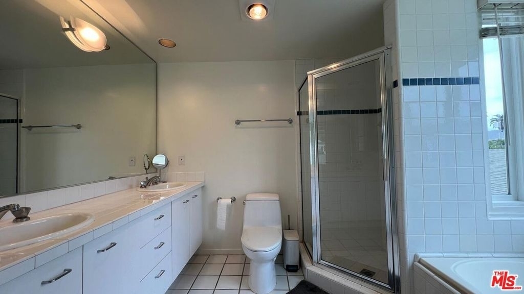 807 21st Street - Photo 36