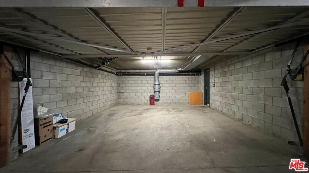 807 21st Street - Photo 54