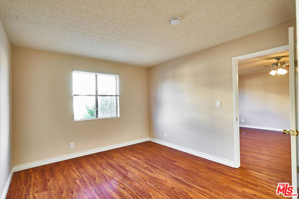 820 S St Andrews Place - Photo 20