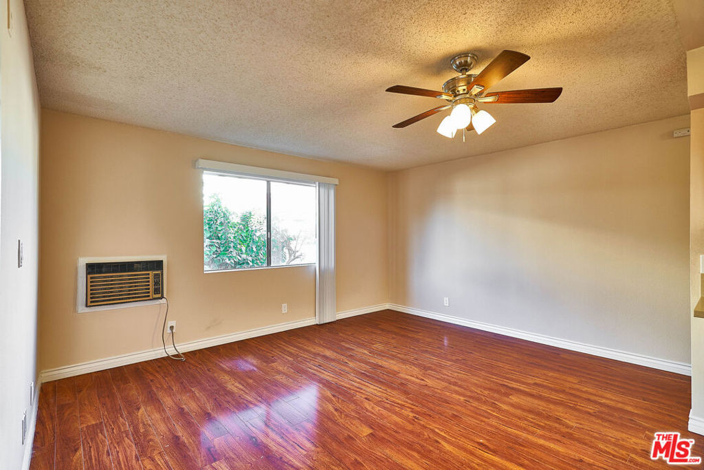 820 S St Andrews Place - Photo 20