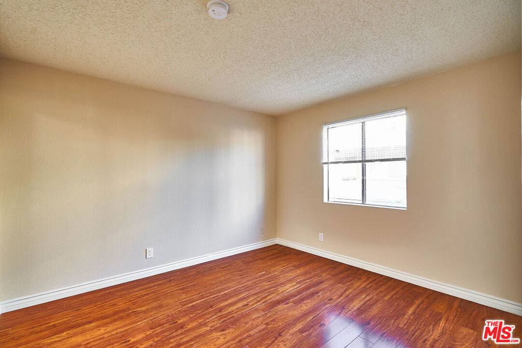 820 S St Andrews Place - Photo 22