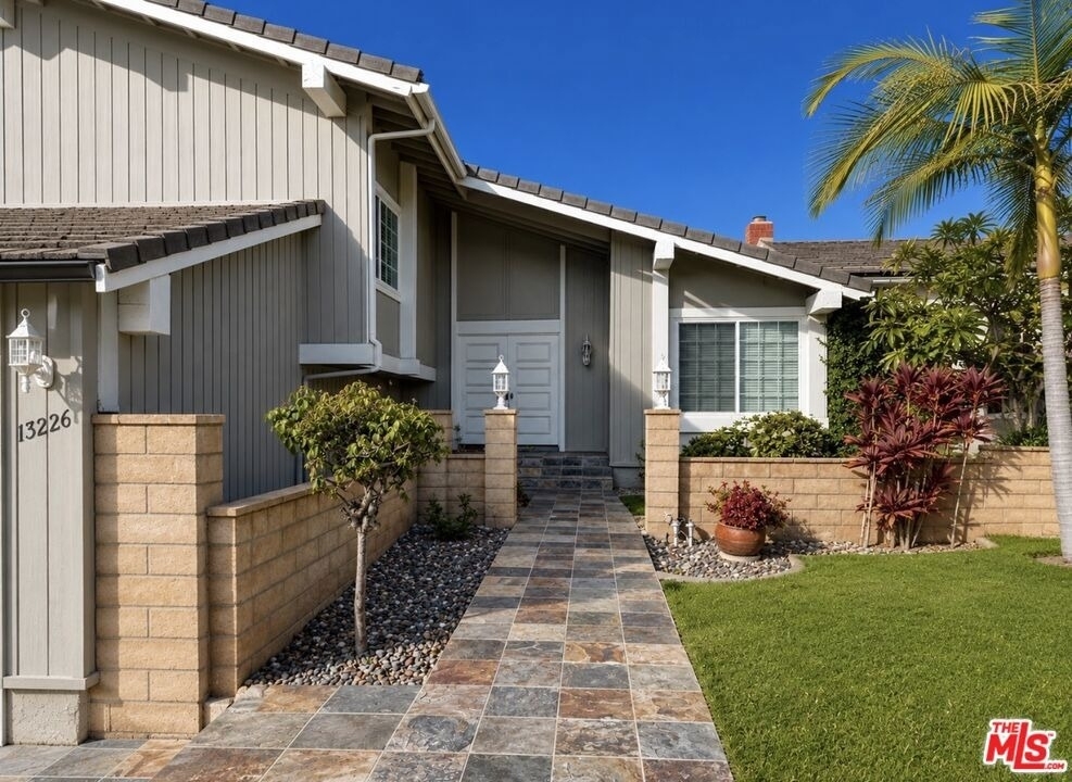 13226 La Quinta Street - Photo 1