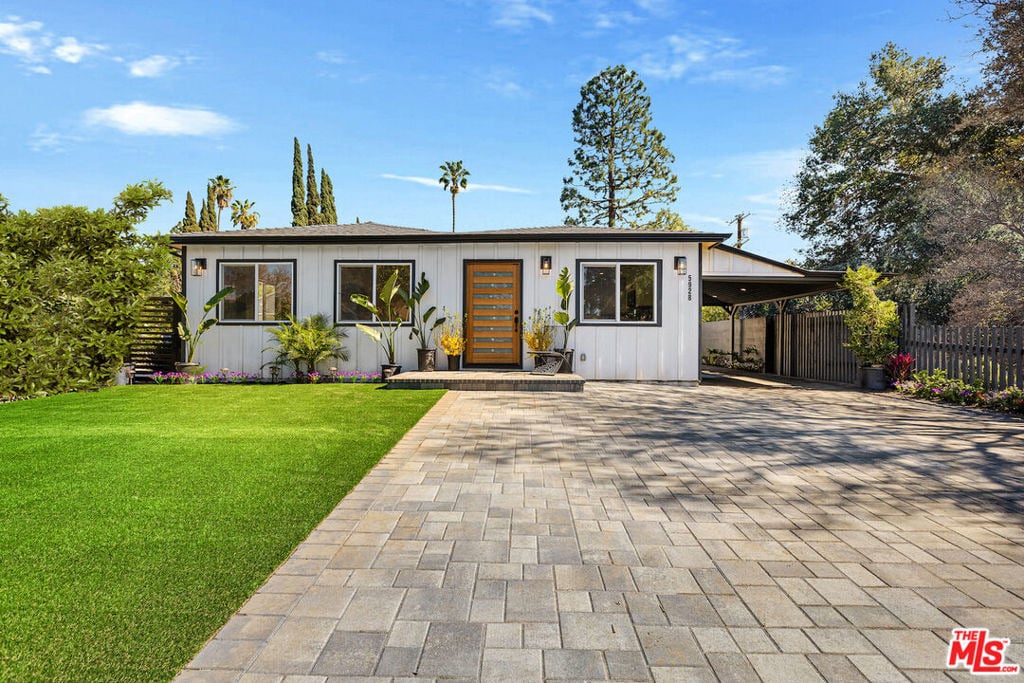 5928 Tobias Avenue - Photo 25