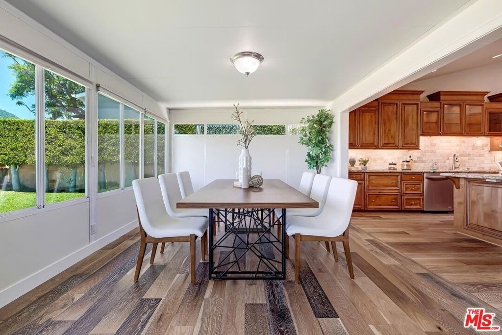 823 Enchanted Way - Photo 19