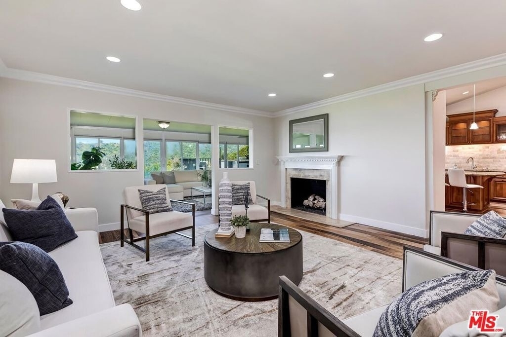 823 Enchanted Way - Photo 9