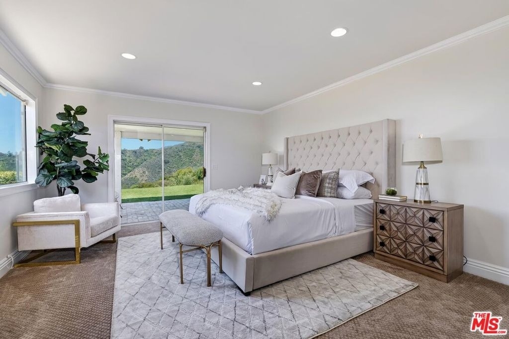 823 Enchanted Way - Photo 24