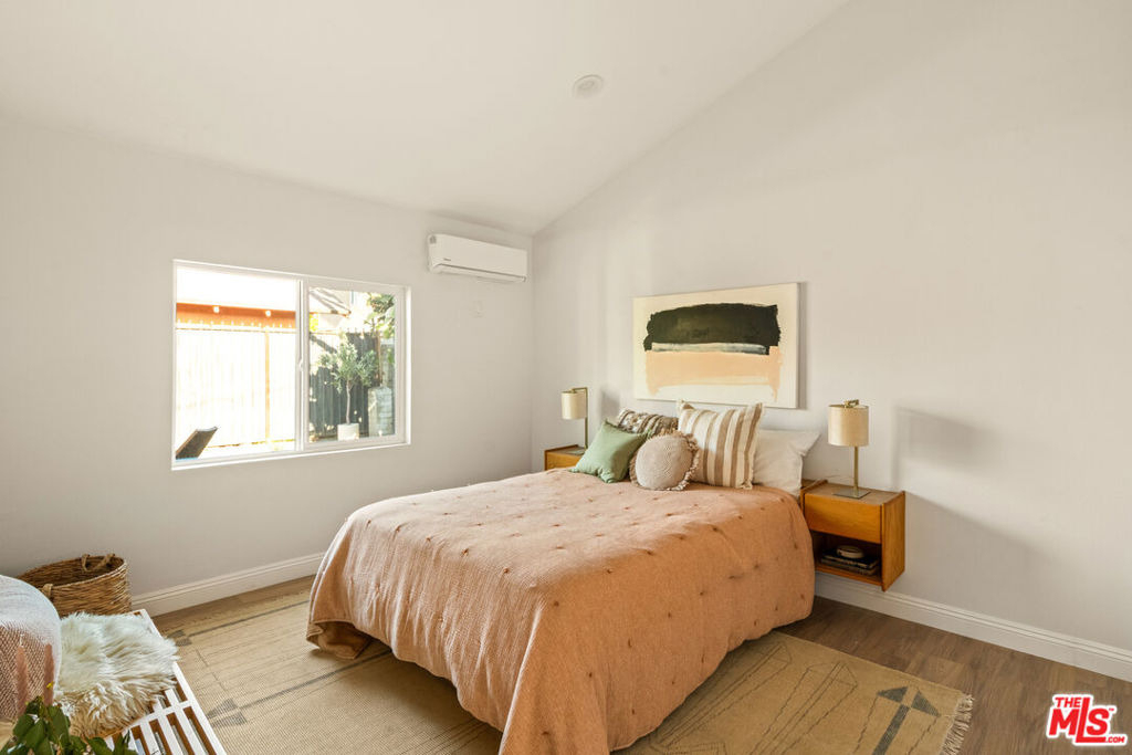 1728 52nd Street - Photo 2