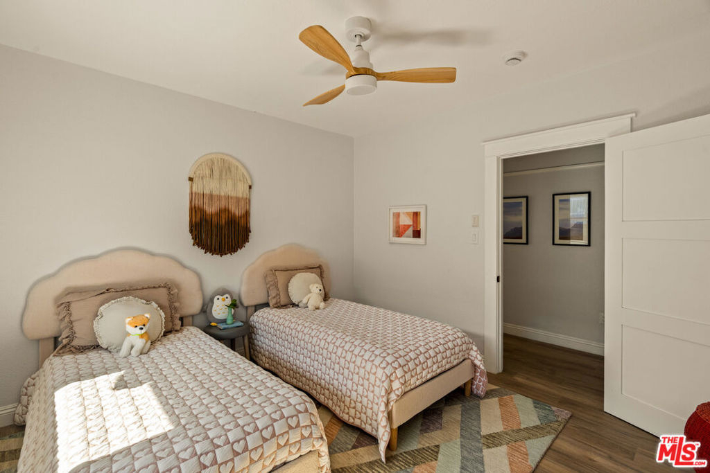 1726 W 52nd Street - Photo 14