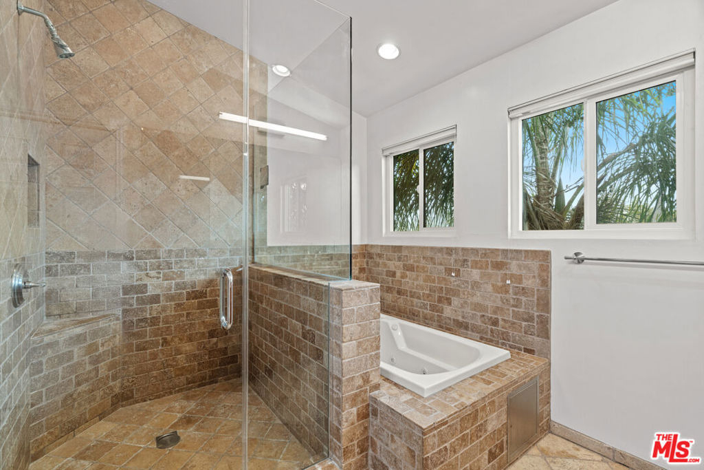 603 Vernon Avenue - Photo 5