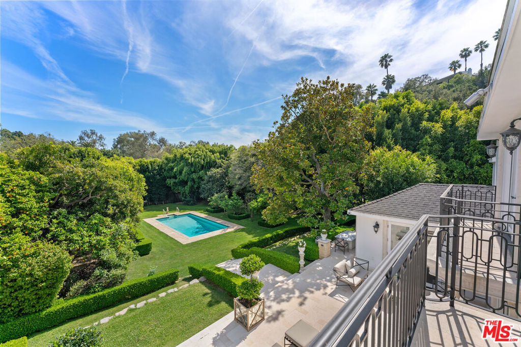 10914 Bellagio Road - Photo 10
