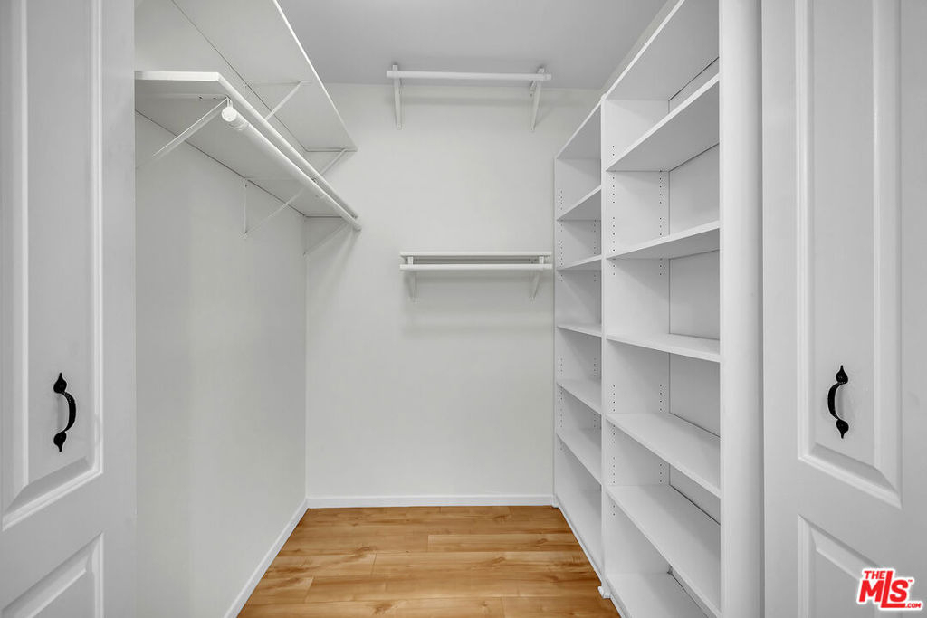 620 N Kenwood Street - Photo 12