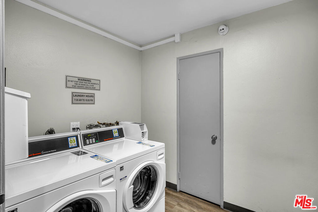 620 N Kenwood Street - Photo 27