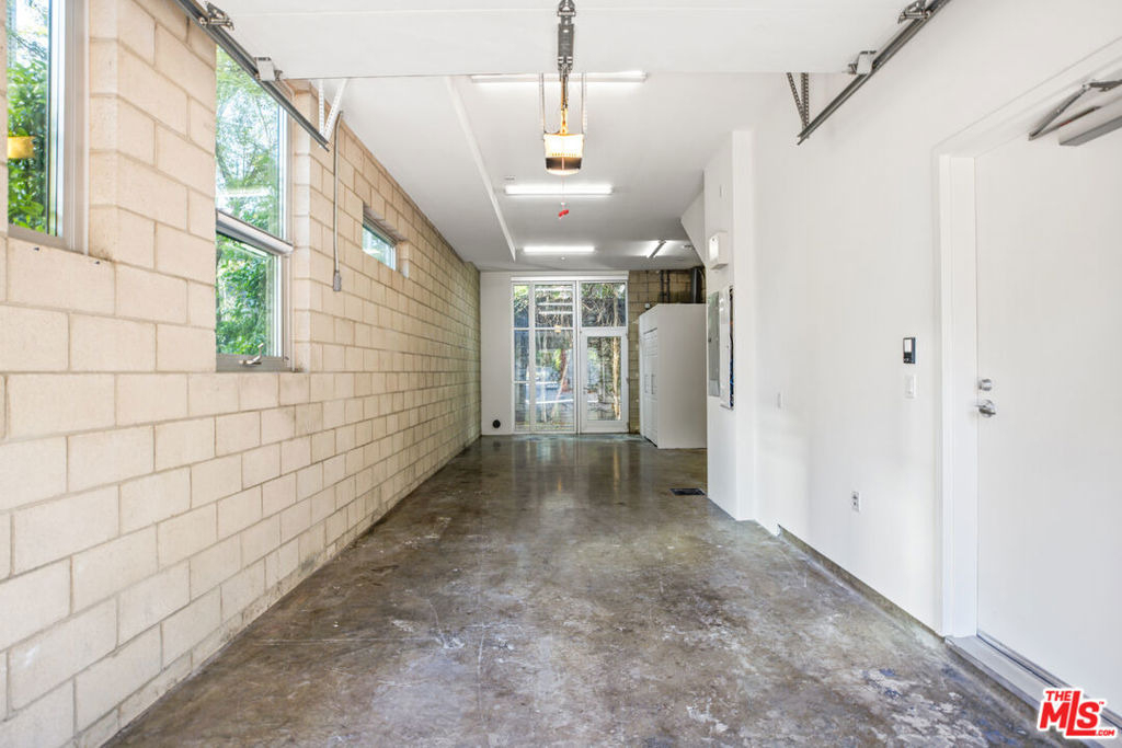 3450 Cahuenga Boulevard - Photo 27