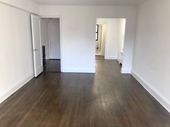 East 38th Street And Lexington Avenue - Photo 5