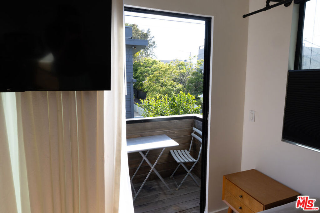 1001 Main Street - Photo 32
