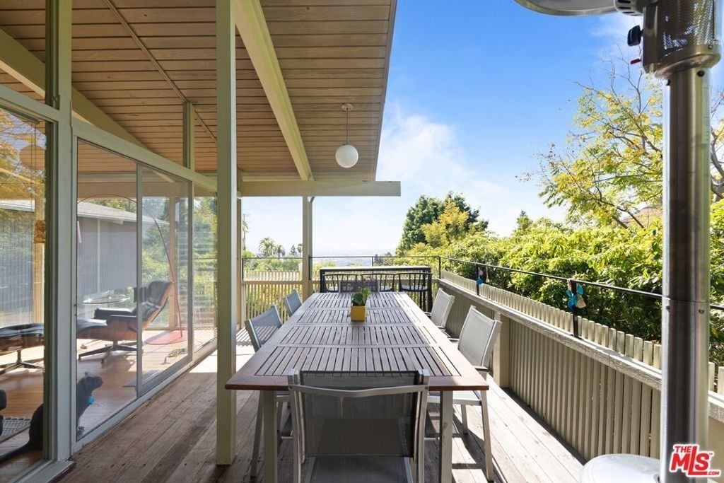 1513 Forest Knoll Drive - Photo 16