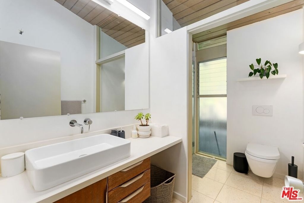 1513 Forest Knoll Drive - Photo 6
