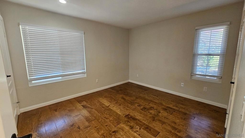 12091 Alta Carmel Ct - Photo 5