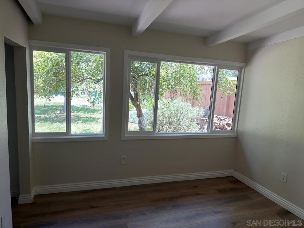 13919 York Avenue - Photo 40